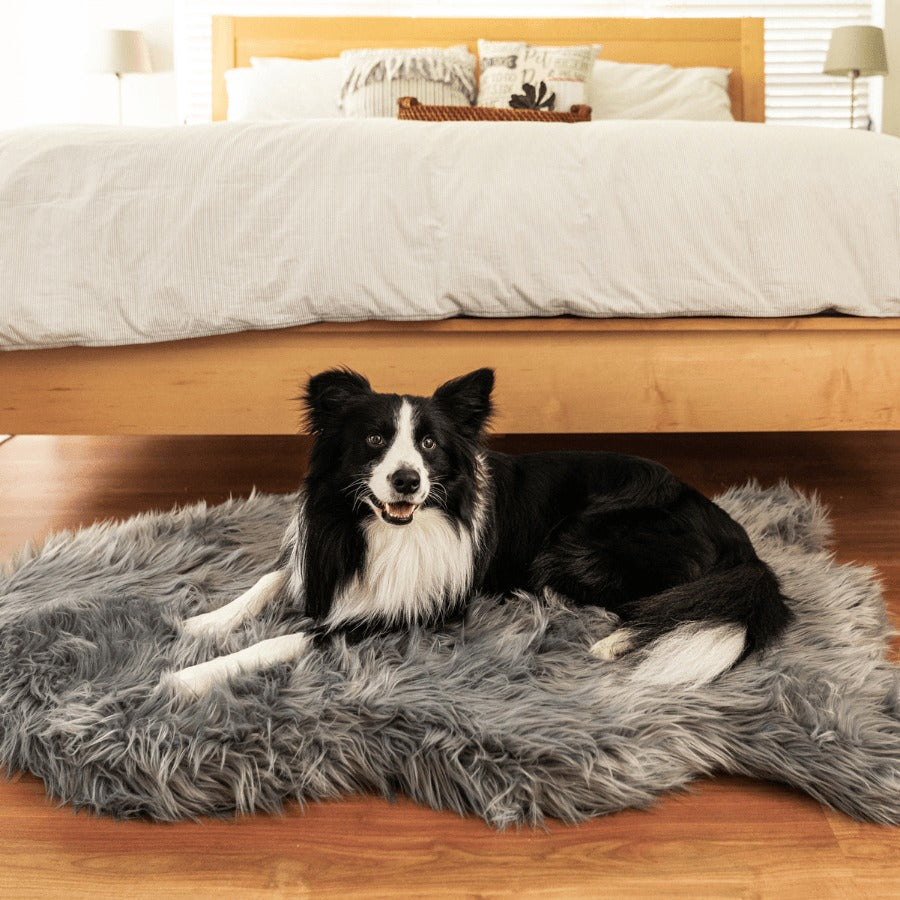 PupRugTM Faux Fur Orthopedic Dog Bed - Curve Charcoal Grey